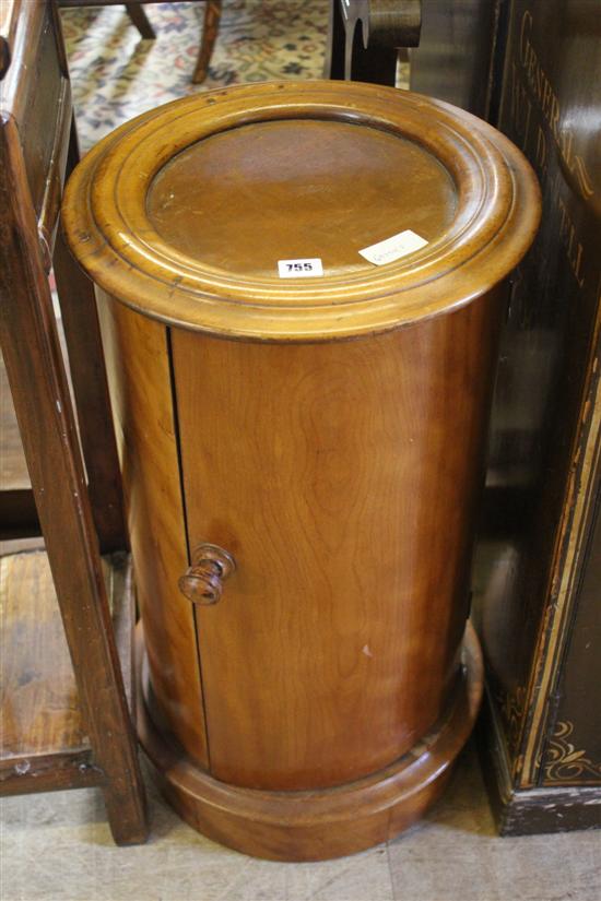 Cylindrical pot cupboard